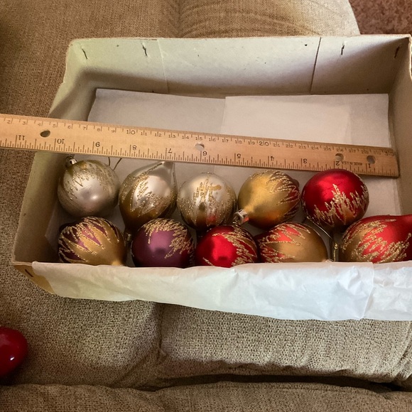 Vintage Christmas Classics Ornaments Set Of 10 Glass Colorful W Gold Sparkles - Picture 6 of 10
